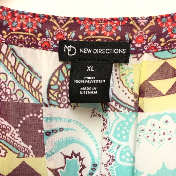 New Direction Polyester top - Picture 2 of 5